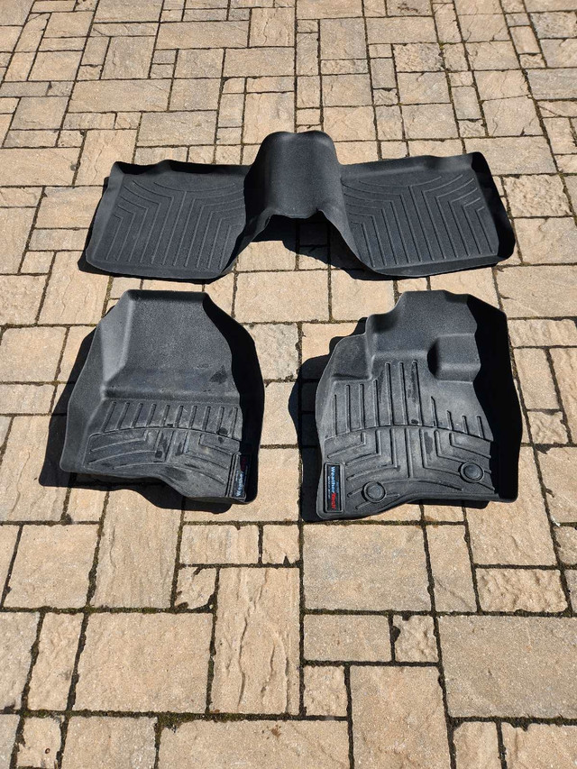 Ford Explorer Weathertech Mats in Cars & Trucks in City of Toronto