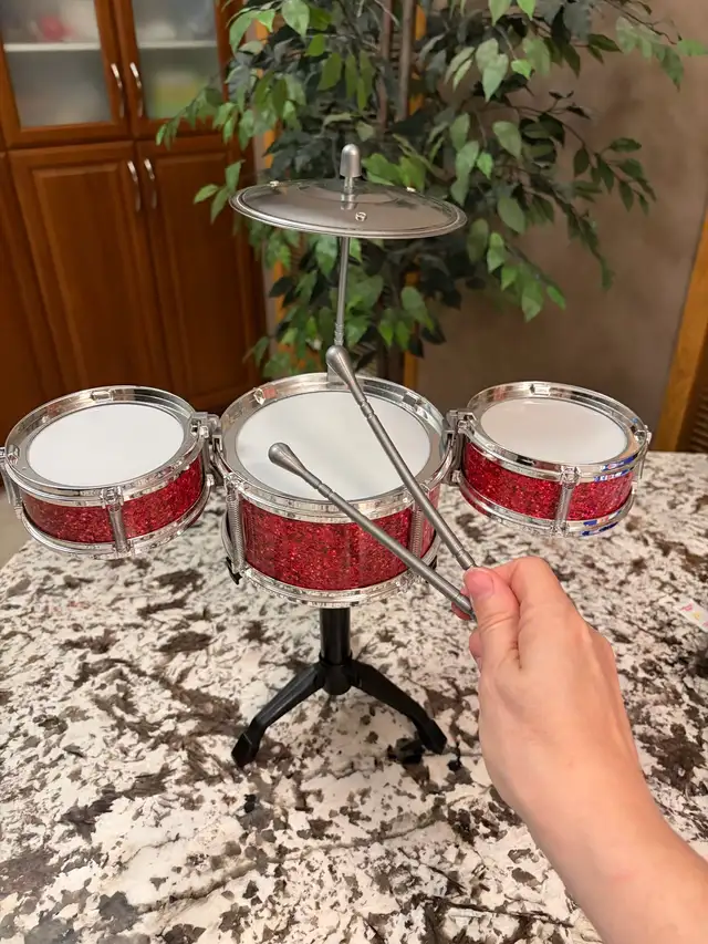 Desktop/Tabletop Drum Set - Playable in Toys & Games in Saskatoon - Image 2