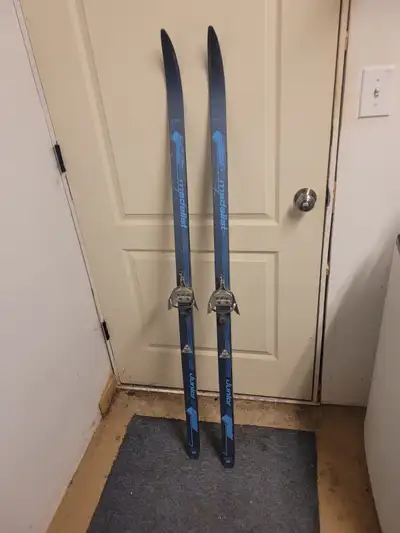 150cm Cross-Country skis, waxless, 3-pin bindings, View more