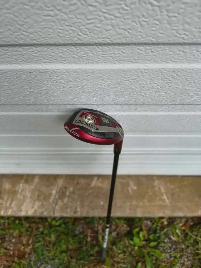 Wilson Staff C300 {2 Hybrid} for sale! in Golf in Bedford - Image 3