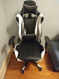 Matrix Gaming Chair - slightly used in great condition