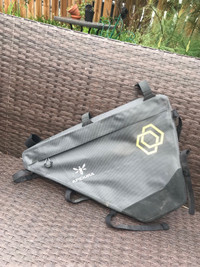 Apidura large explorer frame bag 