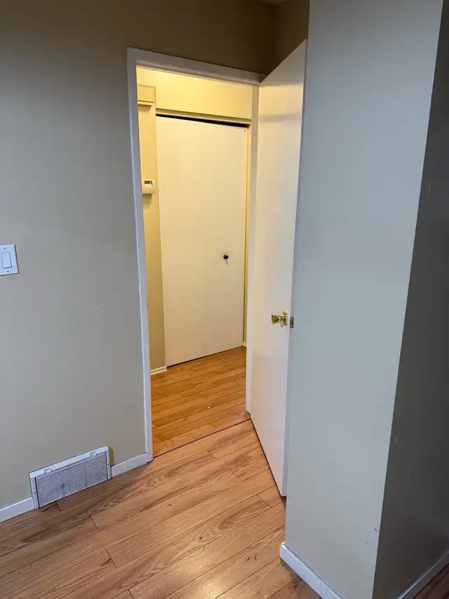 Room for rent near University Of Manitoba