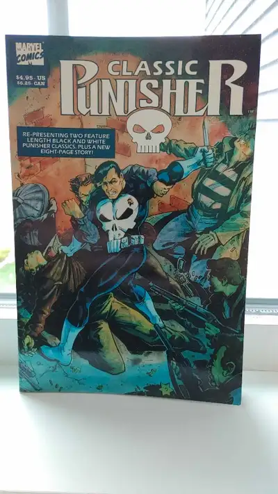Very fine Marvel Comics - Classic Punisher TPB Softcover Trade 1989. Please see photos for condition...