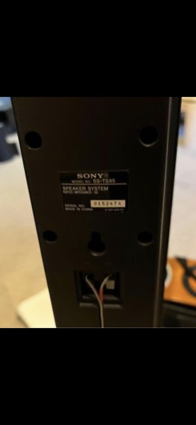 Sony SSWS95 Subwoofer w/ Set of 5 Speakers Speakers Edmonton Kijiji