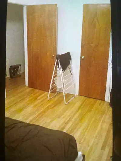 I'm looking for a roommate. I live in a two-story house right next to Angrignon Metro station and a...