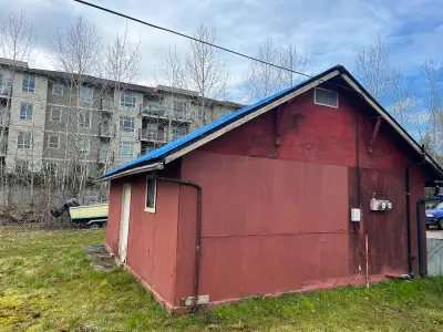 This is a small cottage located on a cattle farm in Langley near the Walmart store for lease for $99...