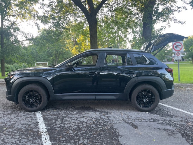 2025 Mazda CX-50 GS-L AWD — Lease Takeover | Low Rate | 23 Month — photo 5