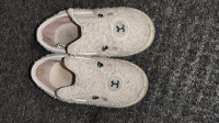 Toddler shoes 7T