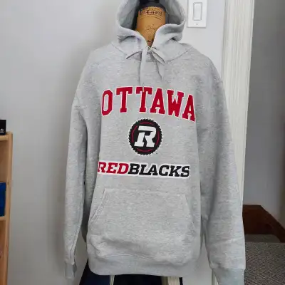 New with Tags Ottawa Red Blacks 2014 - present Renegades 2002 - 2005 Rough Riders 1898 - 1996 Pull O...