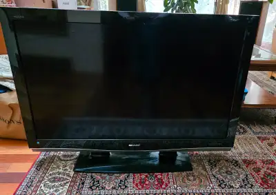 Sharp Aquos 50' TV, View more