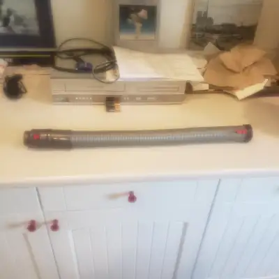 Fits DC43 / 66 / 77 , multifloor, ball animal and many others Excellent condition. Many parts availa...