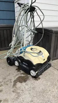 Hayward Pool Robot Vacuum