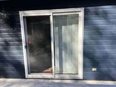 Porte patio 5 X 7 exelente condition, View more
