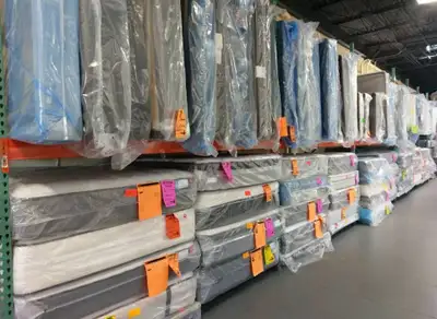 CRAZY⚜️ MEGA SALE ALL SIZE USED MATTRESSES IN STOCK, View more