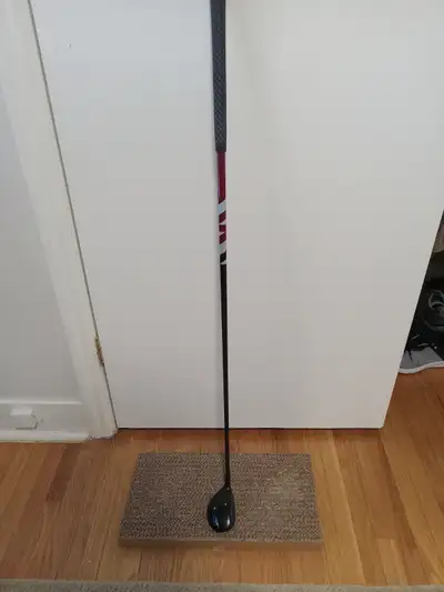 Taylor Made Stealth 2HB right hand golf club, View more