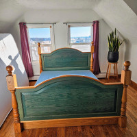 Queen size bed frame and box spring 
