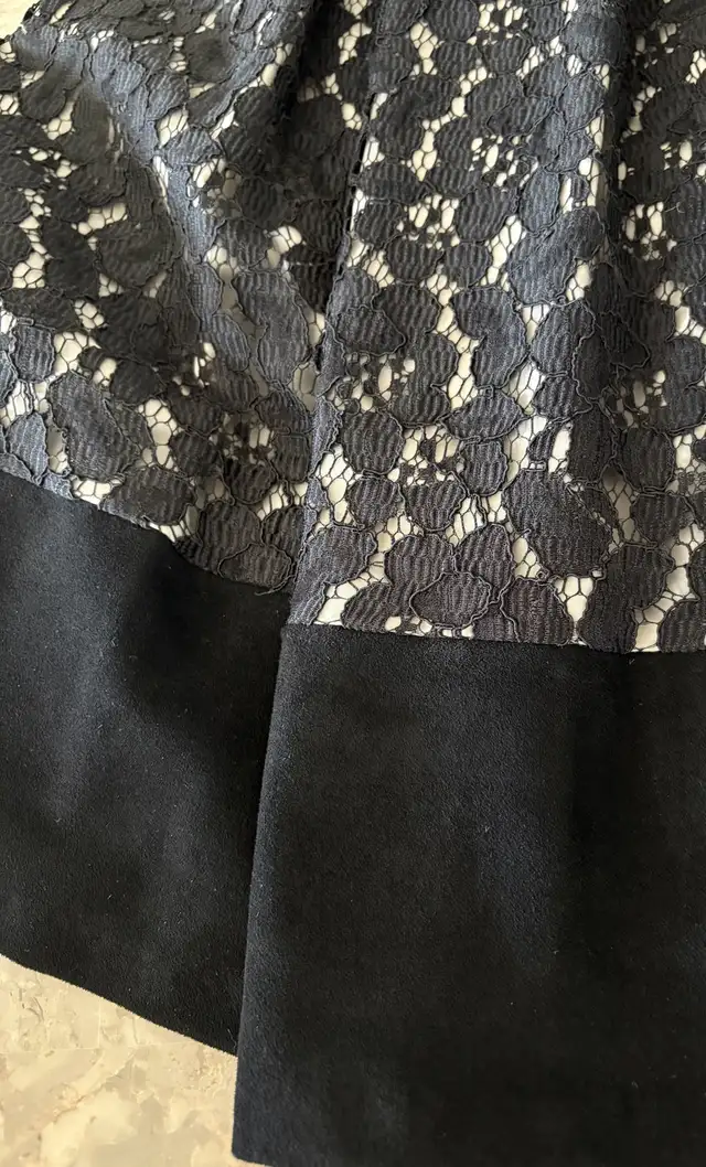 Robe noire Calvin Klein grandeur 4 in Women's - Dresses & Skirts in Longueuil / South Shore - Image 5