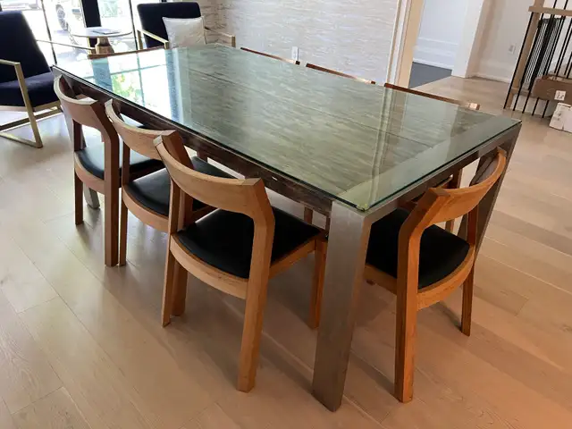 Reclaimed wood dining room table in Dining Tables & Sets in City of Toronto - Image 6