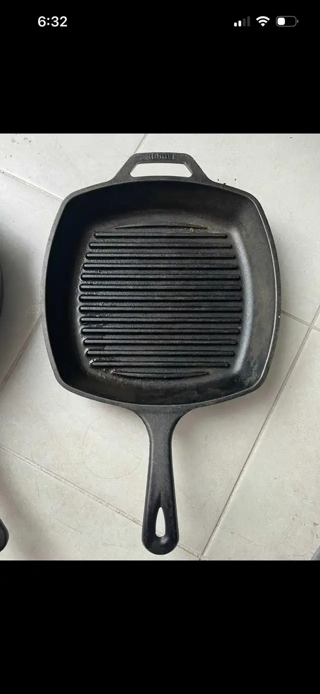 Lodge square grill and Master Chef cast iron fry pans in Kitchen & Dining Wares in Oshawa / Durham Region - Image 3