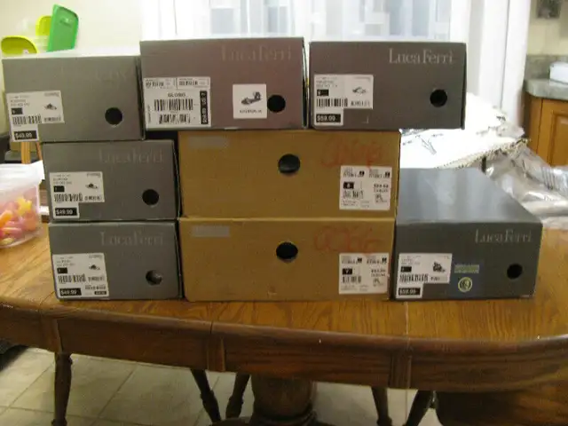 LUCA FERRI FOOTWEAR in Women's - Shoes in Norfolk County - Image 2