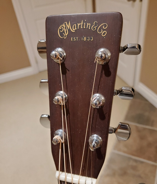 Vintage 1993 Martin D28 in Guitars in Markham / York Region - Image 3