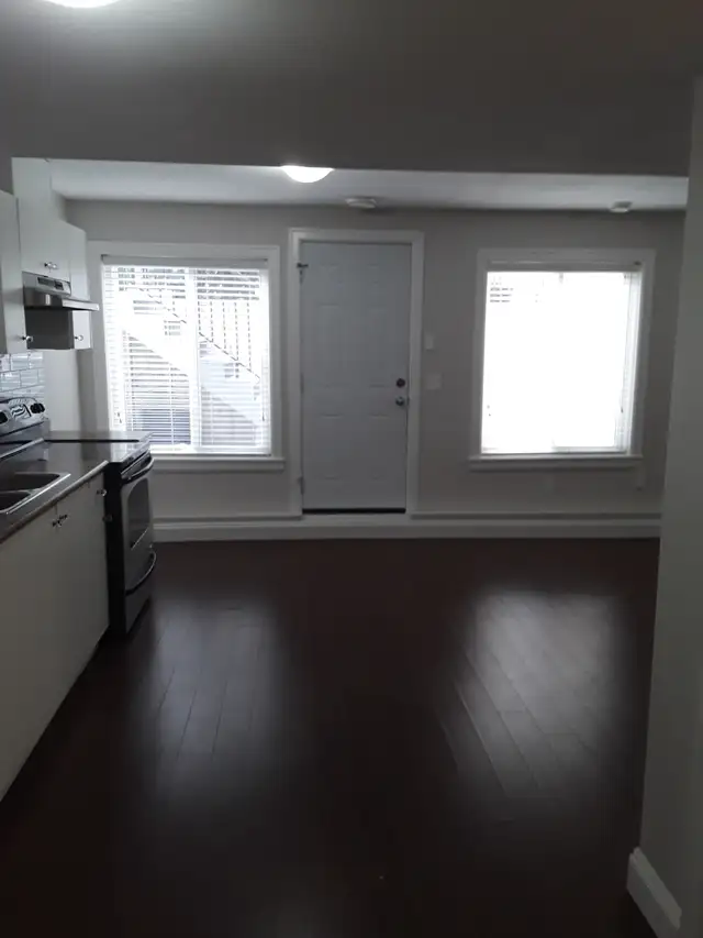 Lane Way House for rent