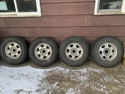 265x75R17. Tires all hold air but don’t have a lot of life left. Full set of 4. Rims off of 2003 Che...