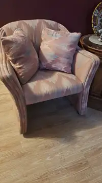 Small pink arm chair