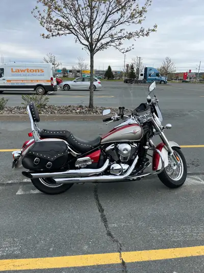 2007 Kawasaki Vulcan Classic LT Saddlebags, windshield, driver and passenger floorboards, heal/toe s...