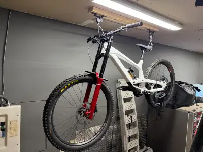 YT Core 4 Mountain bike, View more
