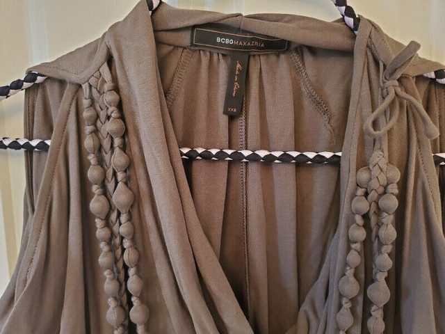 XXS brown BCBG dress in Women's - Dresses & Skirts in Mississauga / Peel Region - Image 2