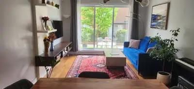 Very large condo in shop angus / Tres grand condo aux shop angus