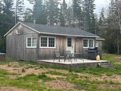 Cabin for rent in Maragree Valley (Rivulet) Ideal for Salmon fisherman, tourist and outdoor enthusia...