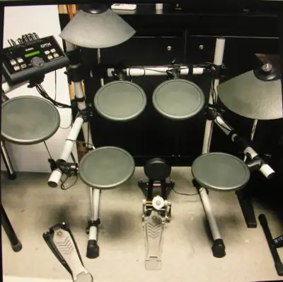 Yamaha DTX500 Drum set for sell, View more