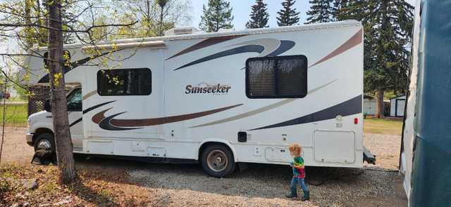 Sunseeker motor home  in Other in Dawson Creek - Image 3