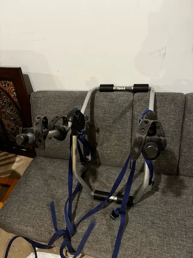 Thule Bike Rack in Other in Gatineau - Image 3