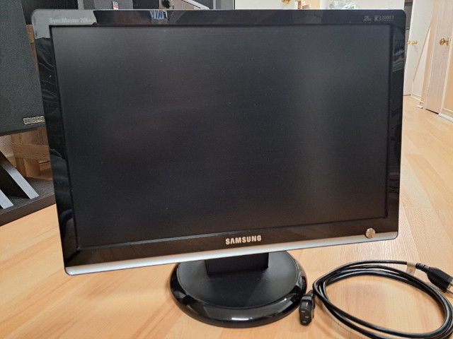 Samsung SyncMaster 20' Monitor in Monitors in Markham / York Region