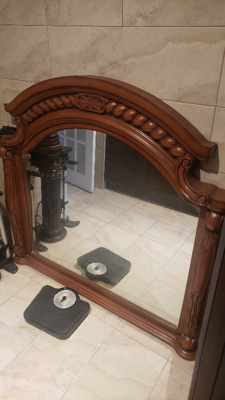 Miroir L 142 cm H 131 cm bois massif hardwood miror mirror mirro dans Décoration intérieure et accessoires  à Ville de Montréal