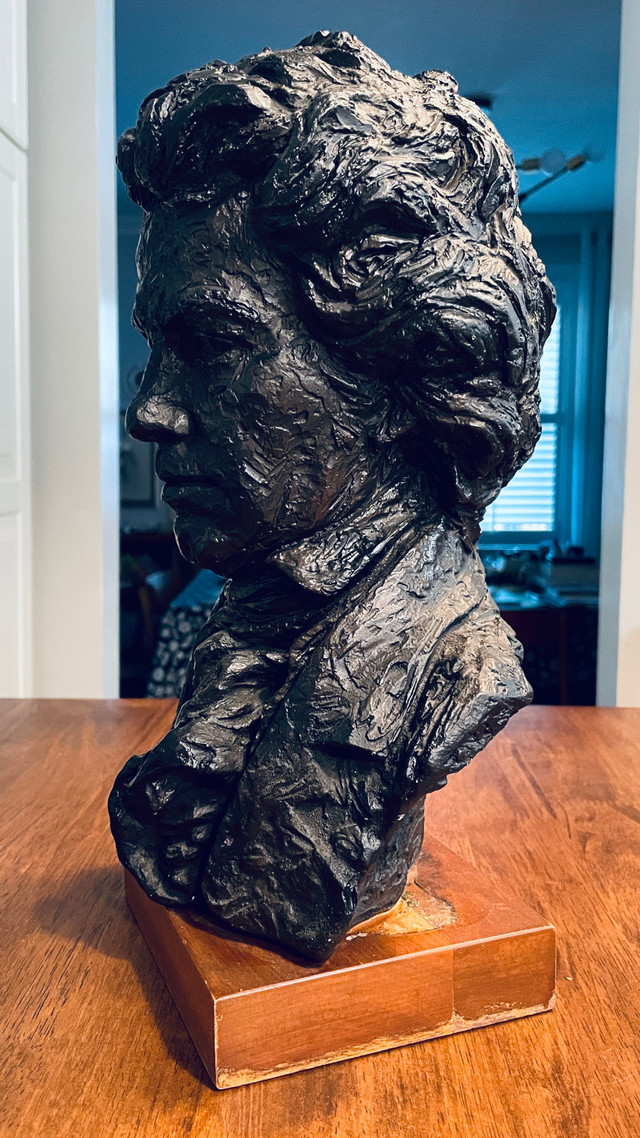 Vintage 1961 Austin Productions Beethoven Head Bust Sculpture St in Arts & Collectibles in Markham / York Region - Image 3