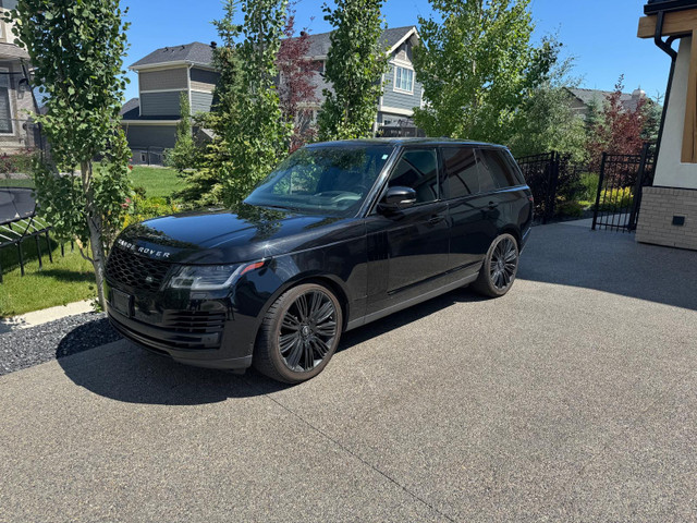 2020 Land Rover Range Rover in Cars & Trucks in Calgary - Image 2