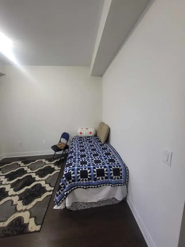 Brandnew house in Room Rentals & Roommates in Oshawa / Durham Region - Image 7