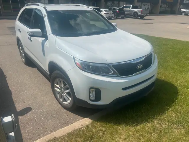 2015 Kia sorento62863708799873122