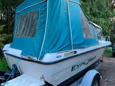 1997 Campion 552 19 1/2ft with 4.3Merc and mercury drive. Half hardtop with cutty. Scotty electric d...