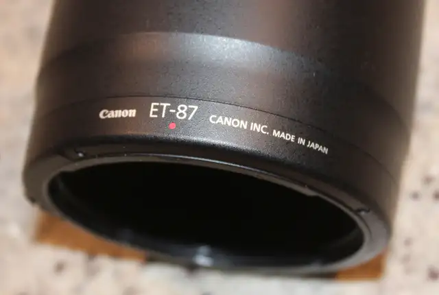 Canon lens shade ET-87 for EF 70-200mm f/2.8L IS II USM lens.63007358873217121