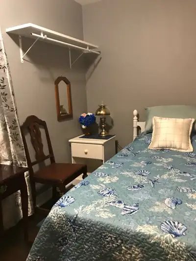 QUIET, RESPECTFUL LIVING Furnished room with own fridge. Within walking distance to groceries/buses...