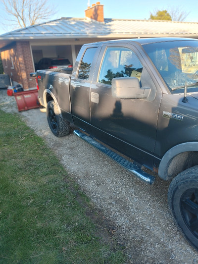 2006 ford f150 parting out or takeawayas is1800 call for parts