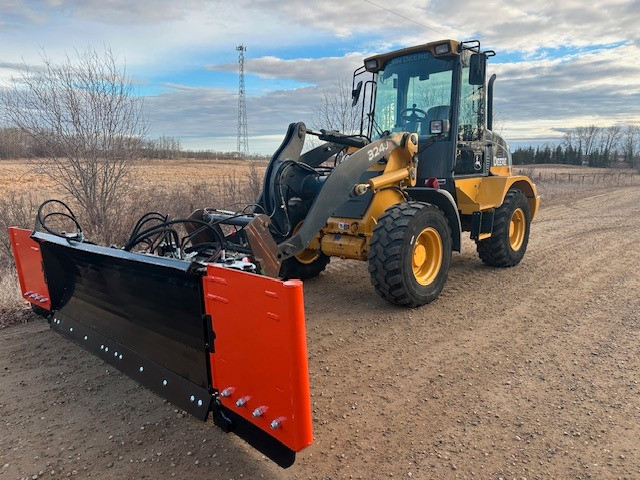 2014 John Deere 324J Articulating Wheel Loader in Heavy Equipment in St. Albert