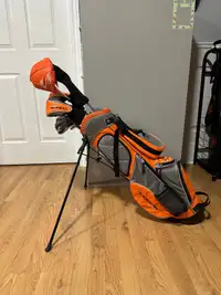 Cobra junior RH golf club set 