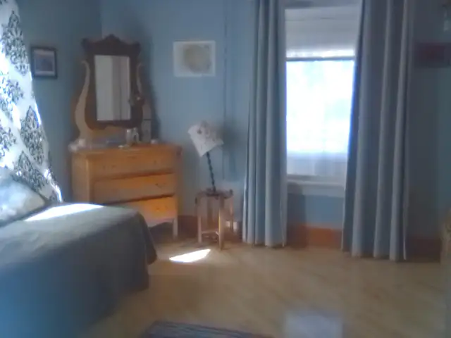 Furnished Main Floor Suite available Oct 1 for 3-4 months